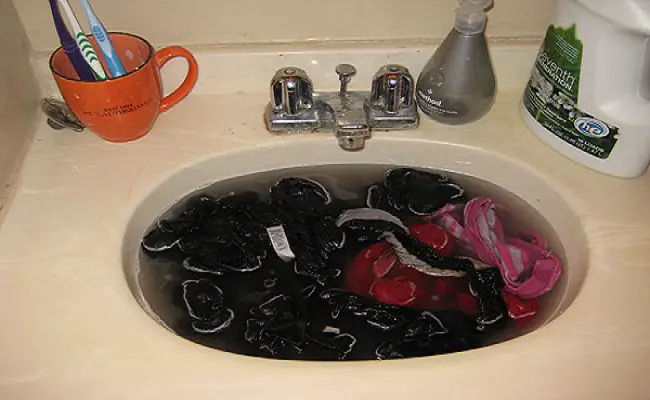 How To Hand Wash Underwear In The Sink
