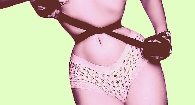What To Look Out For When Choosing The Best Underwear for Hourglass Shape